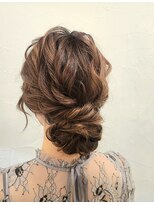 エフェ(effet)&nbsp;大人気☆下めコテウェーブシニヨン