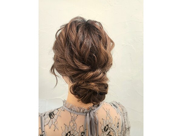 エフェ ヘアセット コテウェーブシニヨン 推し活