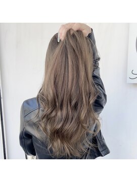 リノ(Lino) 髪質改善カラー×ベージュカラー×大人女性ロングスタイル