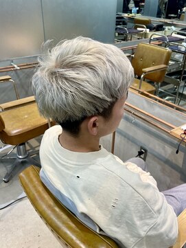 マセナ(Masena) 韓国風whiteメンズカット