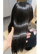 『トステア＋植物性ケラチン』の贅沢な髪質改善！美髪に必要な栄養をたっぷり浸透！