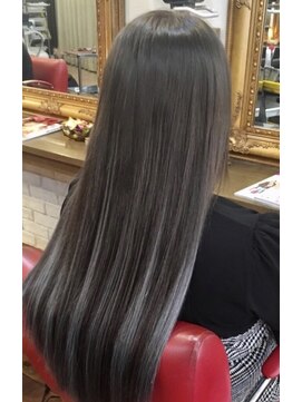 ミリ 千歳烏山(Mili CARE&SPA) シールエクステ　グレーシルバーハイライト