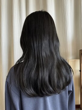 キャンバス(canvas) 暗すぎないブルーブラック