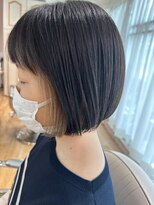 ネオリーブ チロル 横浜西口店(Neolive CiroL.) 脱白髪染めしたい人にも◎“美シルエットのボブ