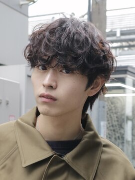 バイフィフス 原宿/表参道(by fifth) 原宿メンズマッシュウルフ無造作シャドウパーマツーブロック黒髪