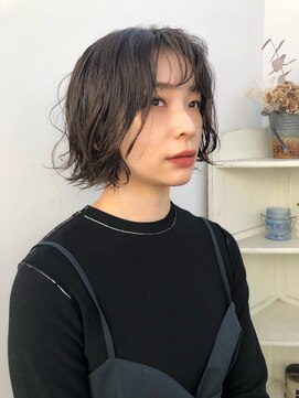 ドロップ(drop) お手入れが簡単な若く見えるミディアムボブ