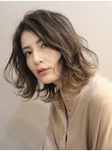 外はねミディアムレイヤースタイル☆毛先パーマがおすすめ！