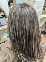 ヘアー バイ ミーズ(hair by Mii’s) ハイライト&ローライト 【白髪ぼかしにも◎】
