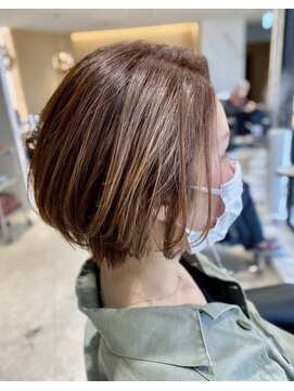 ウノプリール 西梅田ハービスプラザ店(uno pulir) 【KEN】ショートボブ20代30代40代