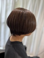 ツムグ 代官山店(TUMUGU)&nbsp;30代40代50代大人かわいいヘア前下がりショートボブネビージュ