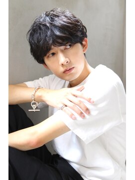 ブラン 広島本通(Blanc) 【Blanc】波巻き＿マッシュ＿黒髪＿ミディアム＿２