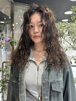 ヘアーアンドメイク ビス(HAIR&MAKE bis) スパイラルパーマ 海外風パーマ ハードパーマ【kotomi】
