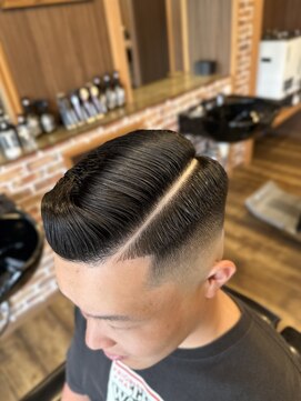 ピーキーズ 折尾店(Peaky's) サイドパート