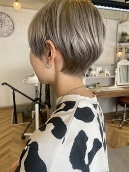 ウィ 立川(Oui)の写真/イメージチェンジはおまかせ!似合わせ得意なスタイリストが揃う【Oui!】で新しい自分を見つけてみませんか?