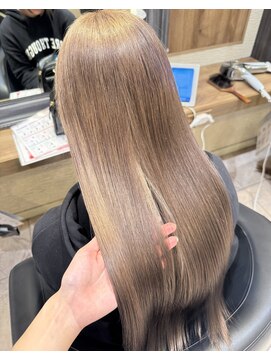 ケンジ 横須賀中央(KENJE) ブリーチありベージュカラー