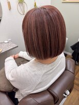 ムクヘアー(muk hair)&nbsp;【白髪ぼかし】赤みを活かした艶感ベリーブラウン × 質感ボブ