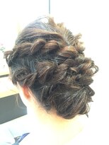 サクラ ビューティ ヴィレッジ(SAKURA Beauty village)&nbsp;パーティーヘア その2