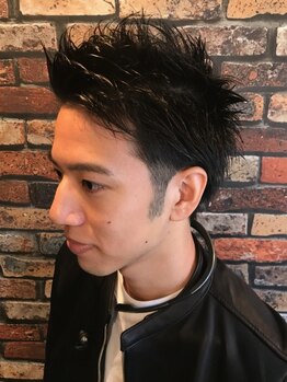 ヘアーデザイン アステール(Hair Design Aster)の写真/【デザインカット¥2900】人目を気にせず通える、プライベートサロン！熟練のカット技術は再現性抜群◎