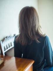 大人女子のミディアムスタイル