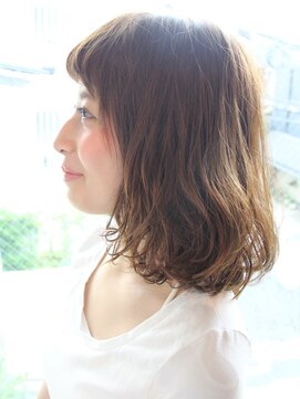 ヘアメイク フレンシア(hair make flencia) 前髪短めゆるめウェーブミディアム