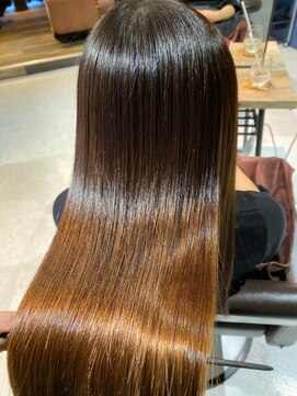 アイノアクロノス 新大久保(AInoa CRONOS) 髪質改善ヘアエステ~縮毛矯正~