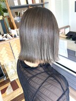 ザ ライト バイ アストレア(The Light by Astraea)&nbsp;オリーブベージュ（バレイヤージュ履歴あり）