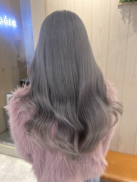 フリーラ 表参道(freera) .ケアブリーチカラーグレーシルバーカラーホワイトシルバー