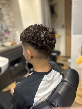 バーバーブロス(BAR BER bro's) おしゃれパーマ