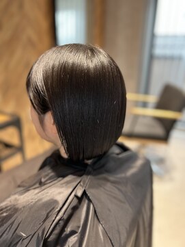 ヘアーロール(Hair Role) コンパクトショートボブ