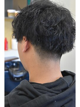 カズミ(KAZMI) 波巻きスパイラルパーマ