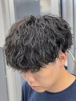 オーバル ジングウマエ(OVARL jingumae) 縦落ちツイストスパイラルパーマラウンドマッシュ