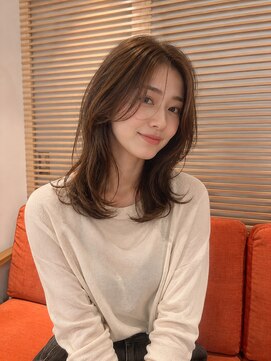 オアシスアヴェダ ザ・ペニンシュラ東京(OASIS AVEDA) セミロング・暗髪ロング・レイヤー・銀座日比谷有楽町20代30代