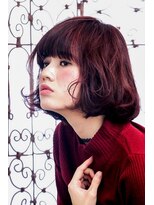 メルクマール(MERKMAL)&nbsp;ミックスカールの小顔ボブ。