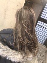 キー(kｅｙ)&nbsp;グレージュ