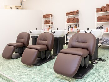 Dea Color　湘南とうきゅう店 