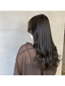 リジー(Litzy) 韓国風透明感カラー