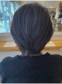 丸みのあるショートスタイル