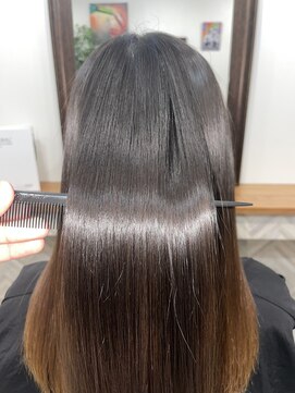 ログ 武蔵新城(L.O.G) LOG 髪質改善トリートメント　※カラー施術はしておりません。