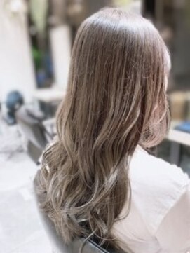 シーク センター南店(seek) ホワイトベージュ♪