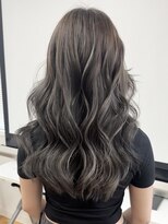 ヨロ 小岩(YOLO) ハイライトカラーミルクティーベージュケアブリーチダブルカラー