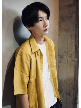 キュー(Cue_) ナチュラルストレートセンターパート