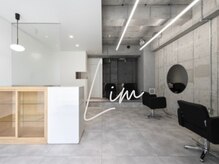 リム 南浦和(Lim)