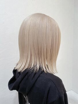 ヘアースペースブルーム リアン 岡町店(HAIR SPACE BLOOM Lien) 【岡町/ケアブリーチ】艶ハイトーン/ブロンド/ホワイトブロンド