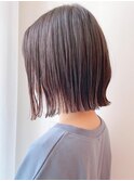 say.グレーベージュ切りっぱなしボブ外ハネボブ似合わせカット