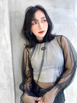 ロンド ジュルード 名古屋(Lond jeloud) ニュアンスセンターパート　くびれミディアム