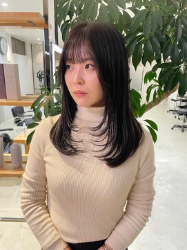 カイラ(KAILA) ロングレイヤー顔まわりレイヤー暗髪カラー艶髪◎杉本