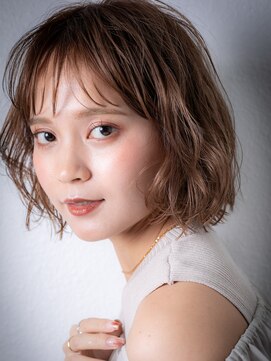 カバーヘアアンドスパ ブリス 浦和(COVER HAIR&SPA bliss) ミルクティーカラー乾かすだけ切りっぱなしボブv浦和20代30代