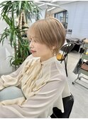 ショートボブ切りっぱなしボブタッセルボブミルクティーベージュ