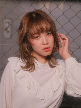 ベレッタ ネヤガワ(veretta. neyagawa) ミディアムレイヤー/ニュアンスカラー/顔周りレイヤー/髪質改善