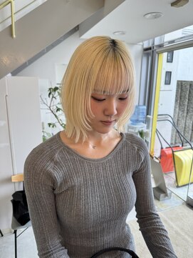 ロン(RON) 【顔まわりレイヤーボブ】